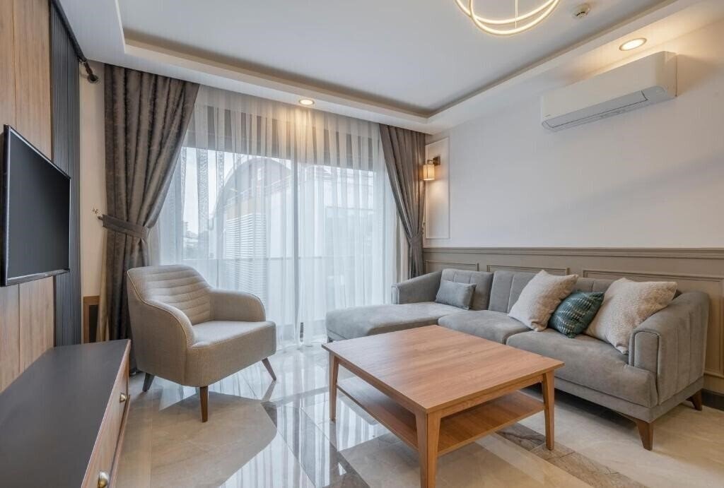 Изображение Quality Gold Suit Special Class 3*