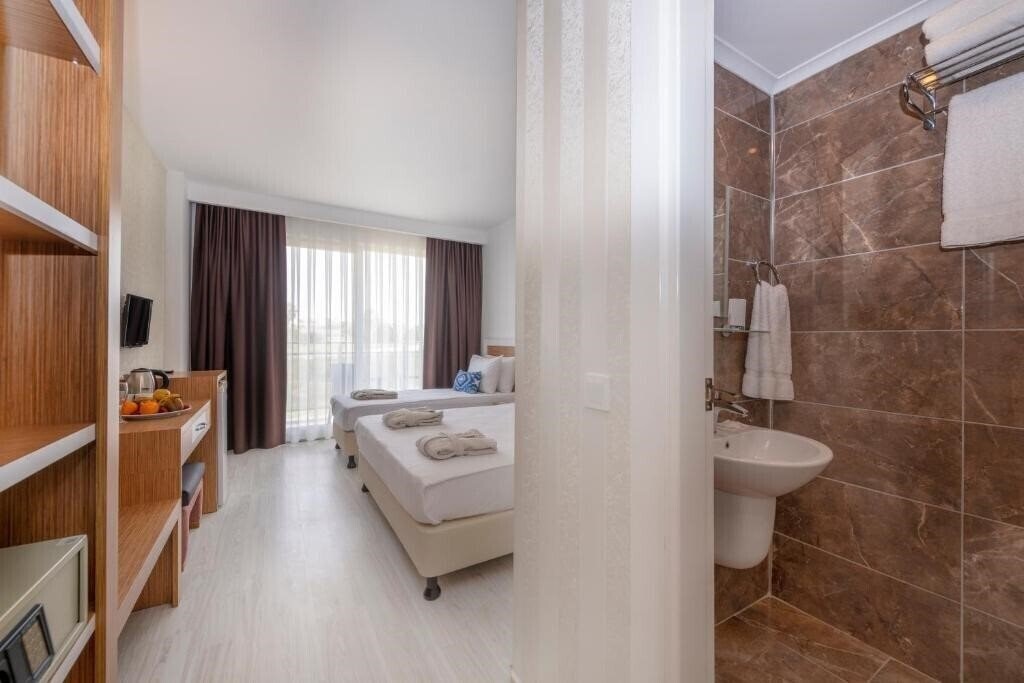 Фотография A Hotel Side 3*