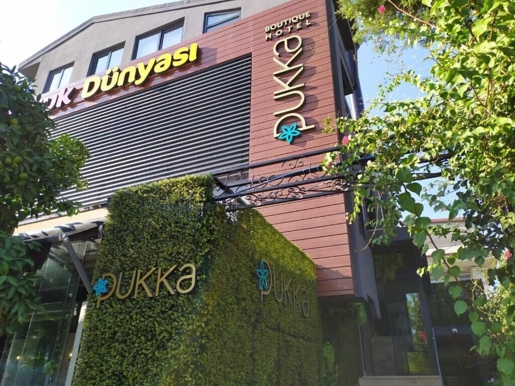 Отель Pukka Boutique Hotel 3*
