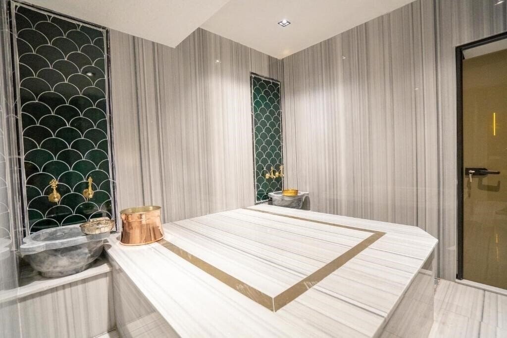 Фотография Antalya City Hotel & SPA (ex. Antalya Suite Hotel & SPA) 4*