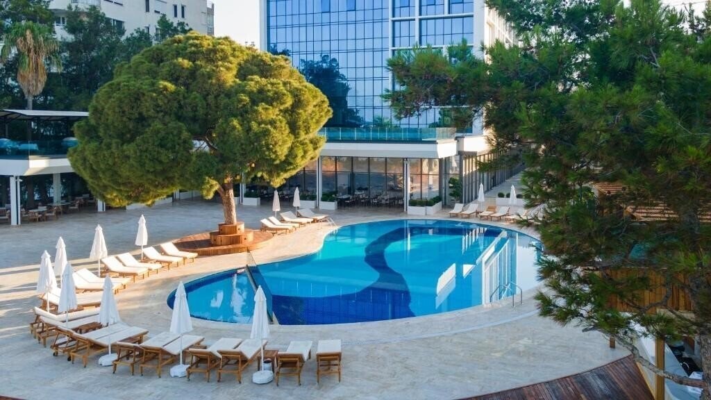 Картинка Delta Hotels by Marriott Antalya Lara (ex. Delta Hotels Antalya Lara, Oz Hotels Antalya Resort & SPA, Antalya Hotel) 5*