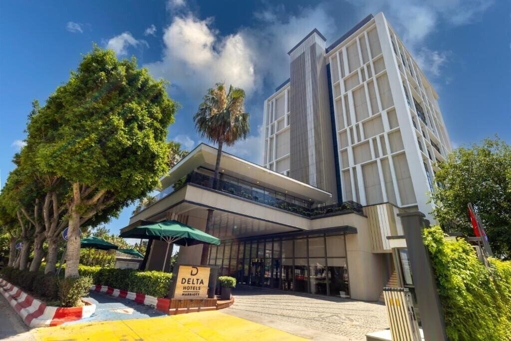 Фото Delta Hotels by Marriott Antalya Lara (ex. Delta Hotels Antalya Lara, Oz Hotels Antalya Resort & SPA, Antalya Hotel) 5*
