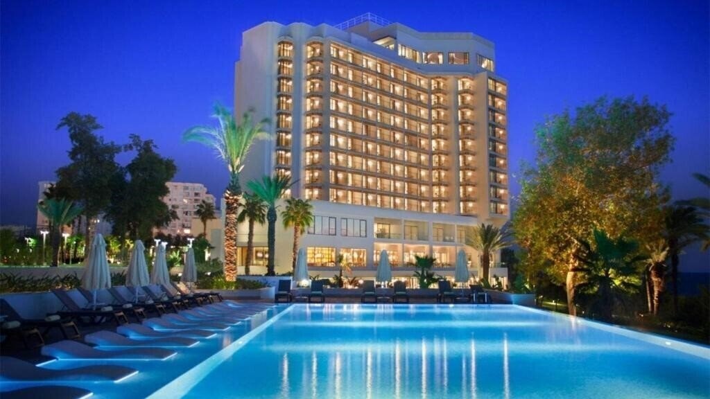 Фото Akra Hotel 5*