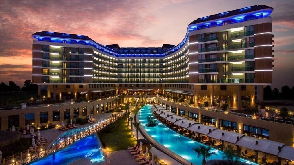 Отель Aska Lara Resort & SPA 5*