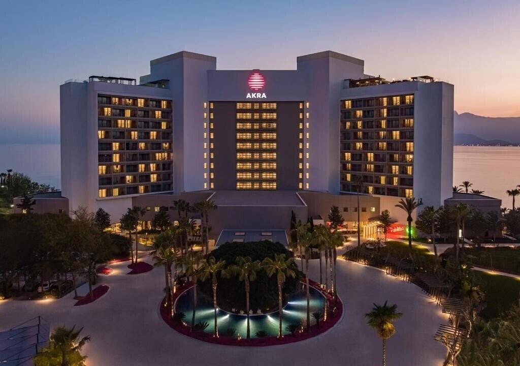 Отель Akra Antalya 5*