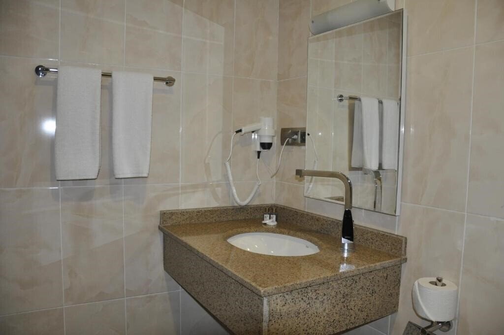Фотография Ozyigit Otel 3*