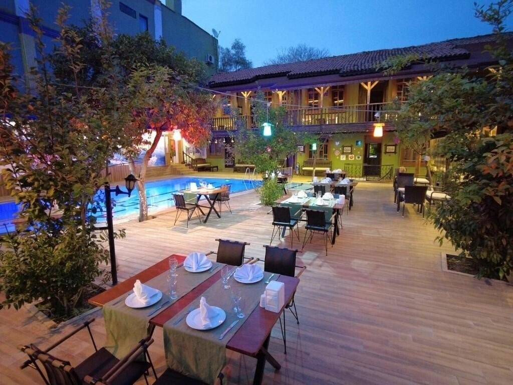 Изображение Oscar Garden Hotel 3*