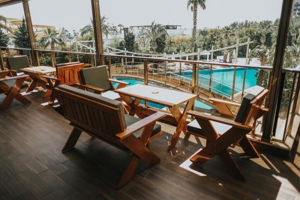 Картинка Saturn Palace Resort 5*