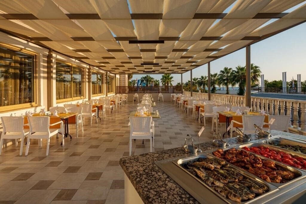 Фотография Aydinbey Famous Resort 5*