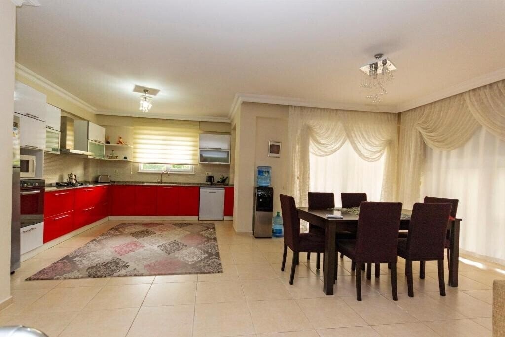 Картинка Paradise Town Villa Alison 3*