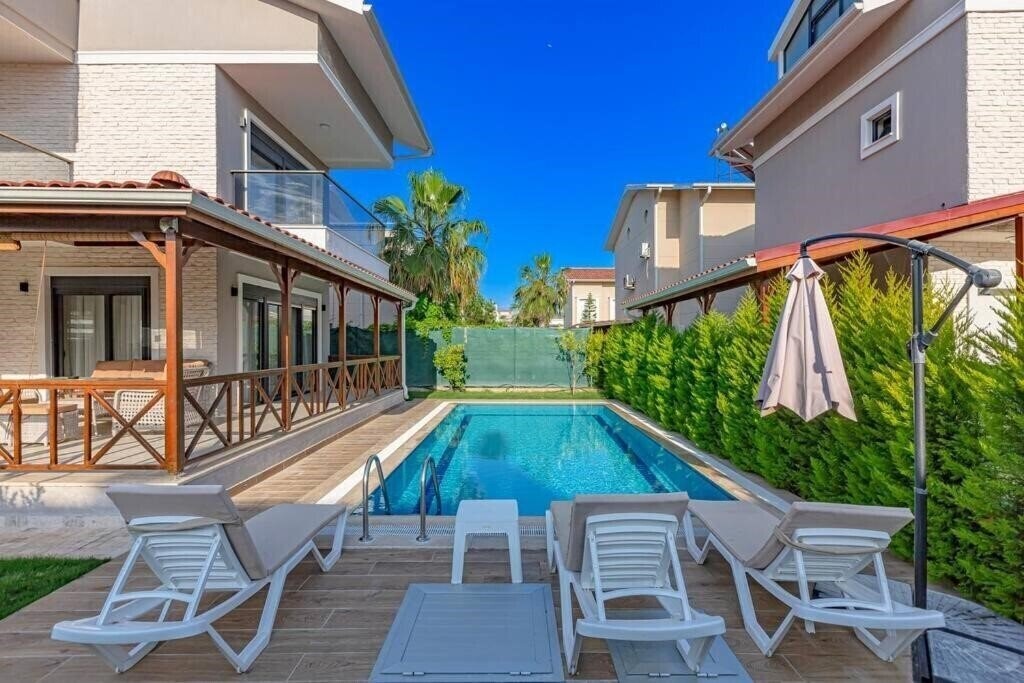 Фото Near by The Land of Legends, Villa Paradise 3*