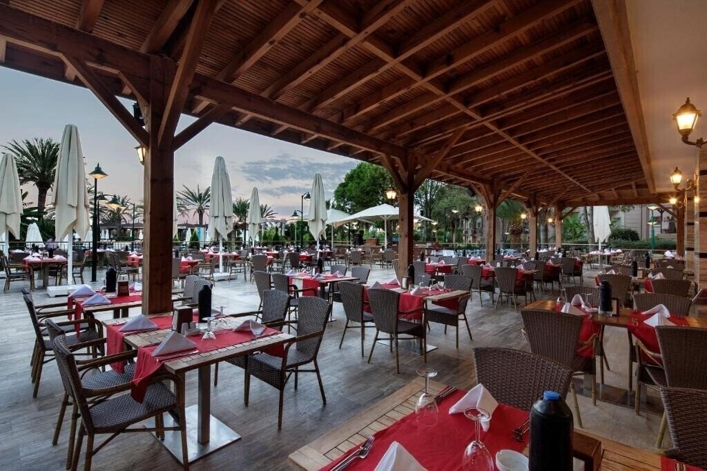 Фотография Crystal Tat Beach Golf Resort & SPA 5*