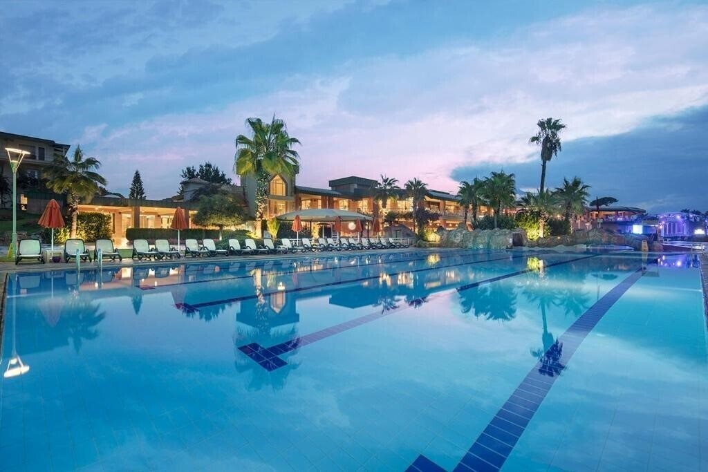 Изображение Pine Beach Belek 5*