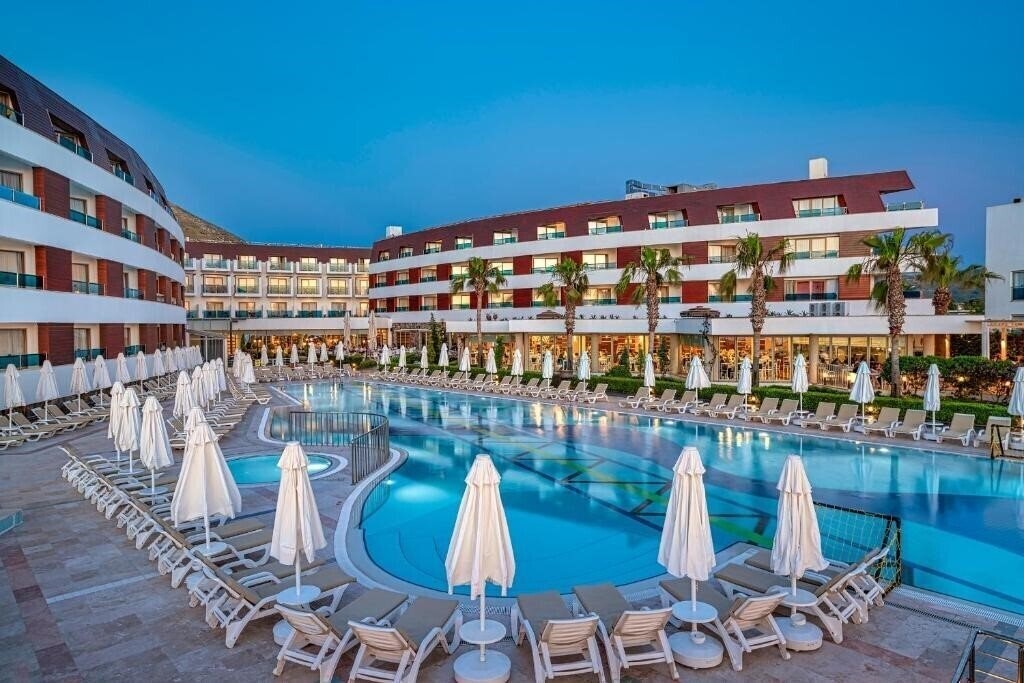 Отель Azure by Yelken Hotel (ex. Grand Park Bodrum) 5*