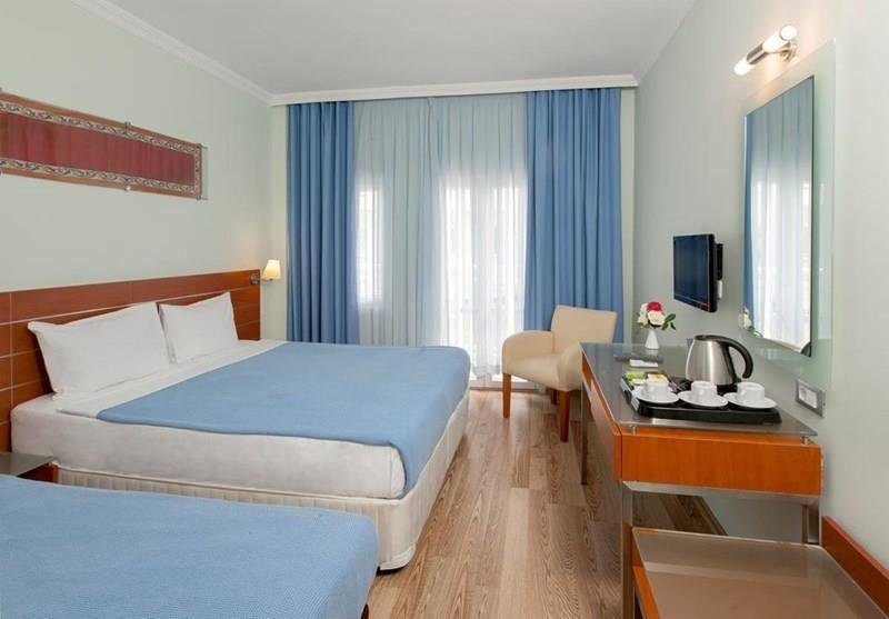 Фотография Club Petunya 3*