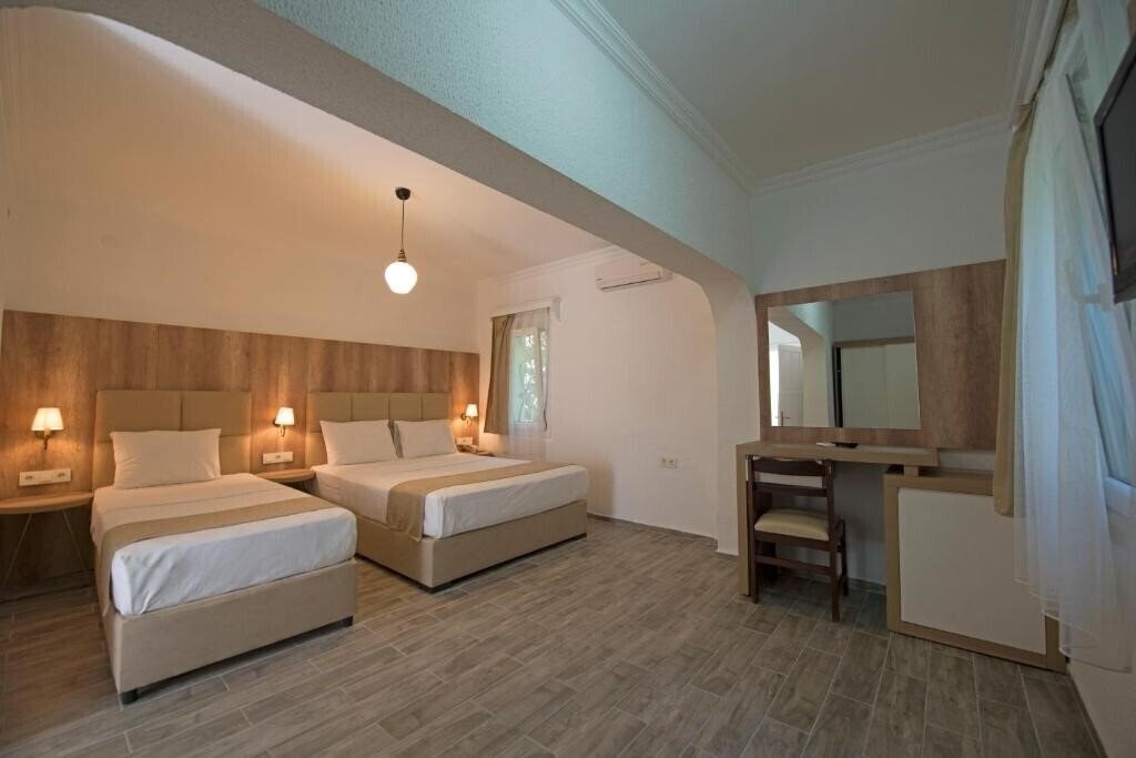Фото Costa Maya Hotel (ex. Costa Maya Bodrum, Maya Hotel, Bodrum Maya Hotel) 3*