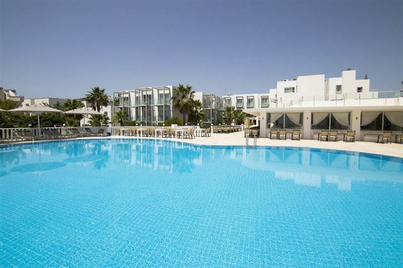 Изображение Charme Beach Hotel 4*
