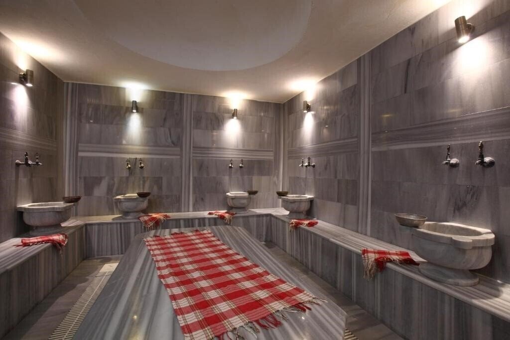 Фотография Summer Garden Suites & Beach Hotel 3*