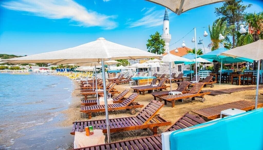 Картинка Blue Bay Beach Hotel 4*