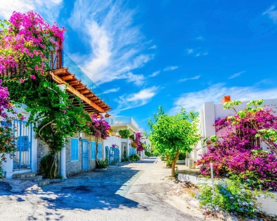 Фото Lumy Suites Eskicesme (ex. Dreams Bodrum Otel, Bodrum Dreams Hotel) 3*