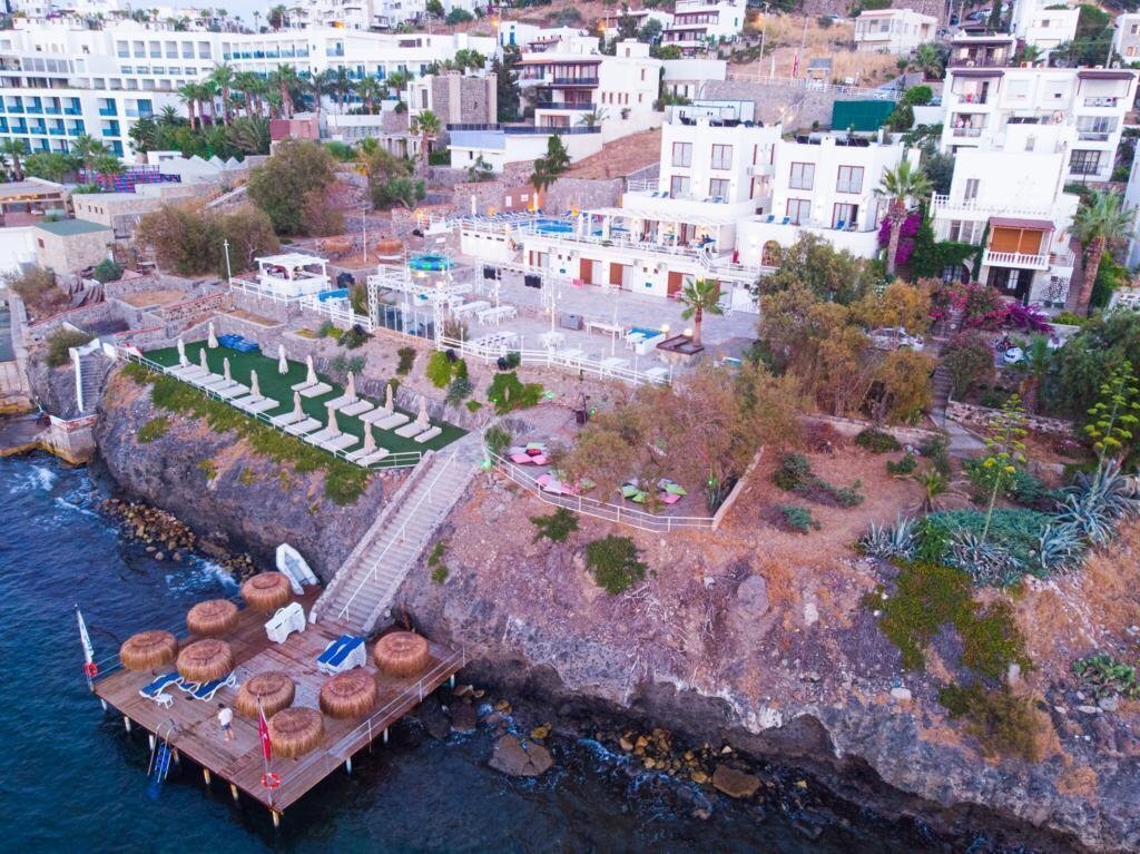 Отель Nomia Hotel 3*