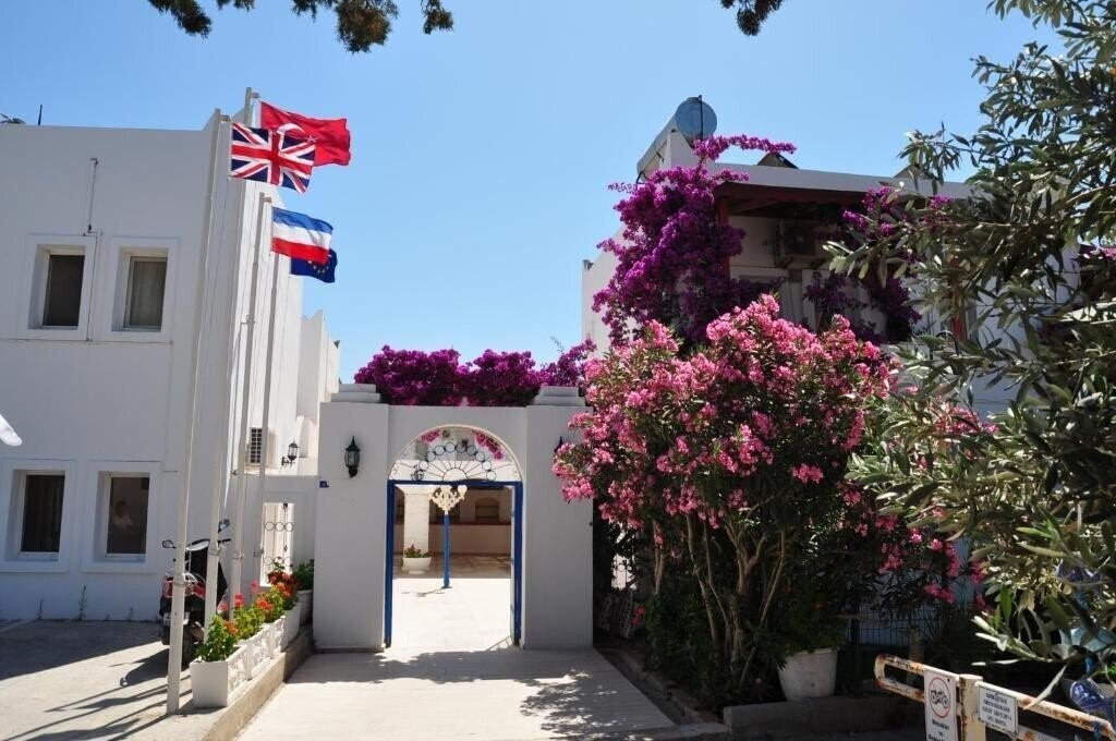 Фотография Regal Hotel 2*