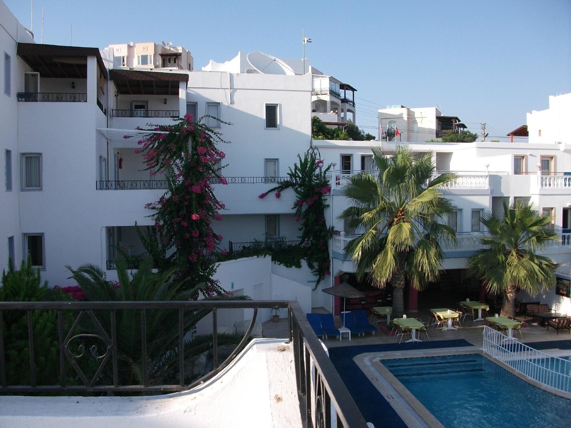 Картинка Road House Apartments (ex. Lidya Suite Apart Otel) 3*