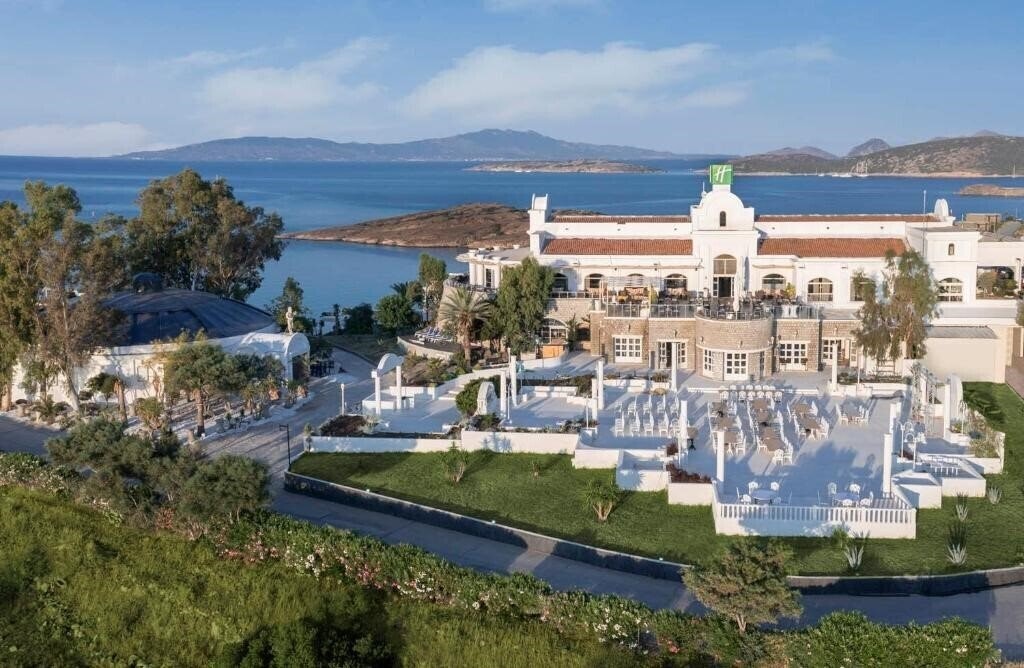 Отель Holiday Inn Resort (ex. Bodrum View Resort) 4*