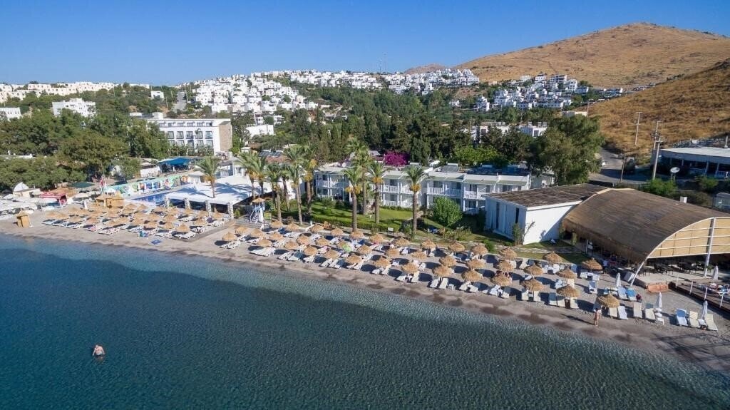 Отель Mio Mare 4*