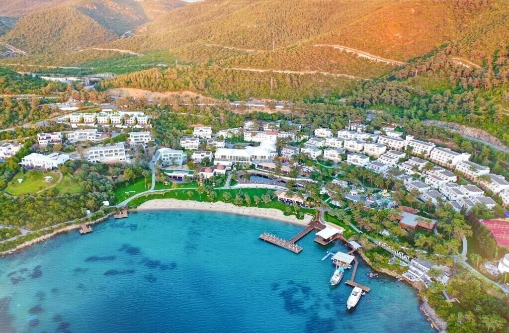 Отель Rixos Premium Bodrum 5*