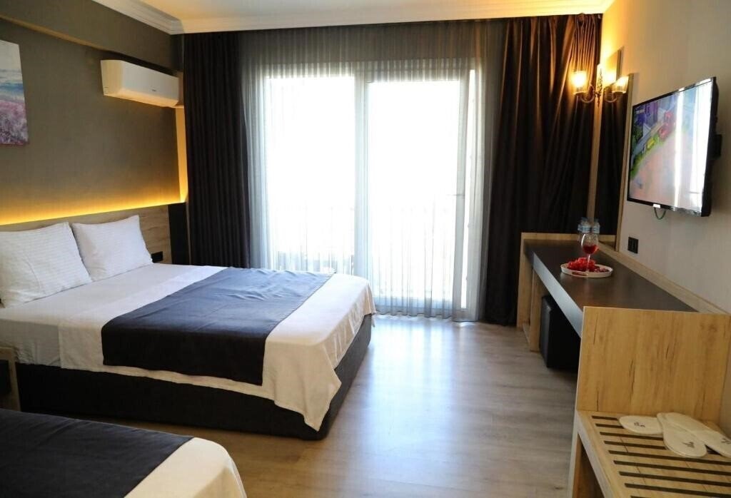 Фото Grand Faik Hotel 3*