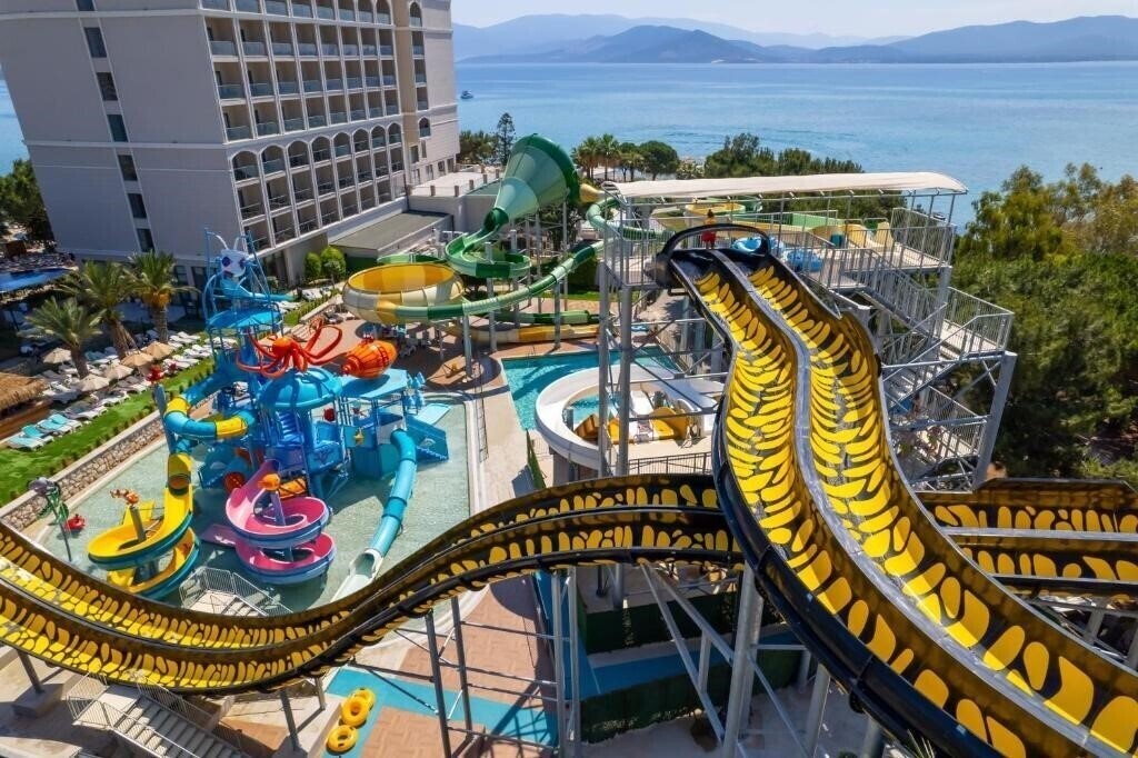 Фото The Roxy Luxury Moon 5*
