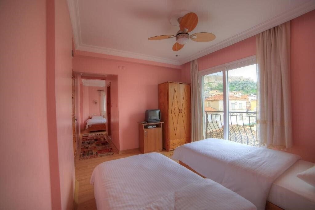 Фото Nazar Hotel 3*