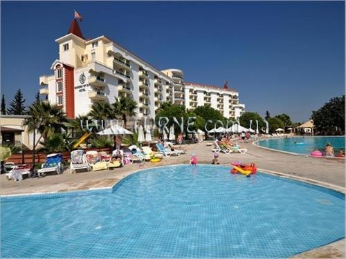 Отель Garden Of Sun Hotel SPA & Wellness 5*