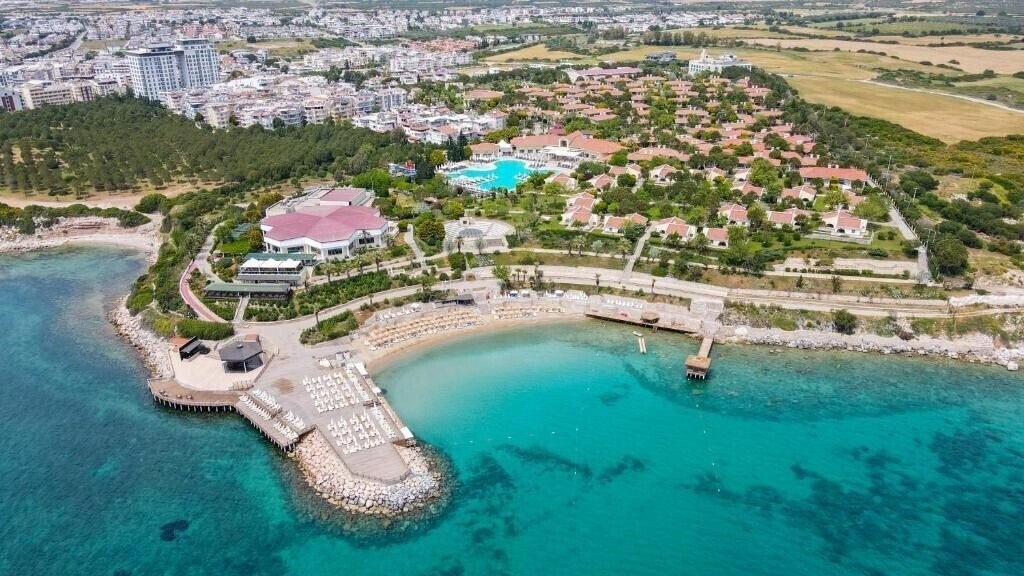 Отель Anadolu Hotels Didim Club (ex. Palm Wings Beach Resort, Adrina Beach Resort) 5*