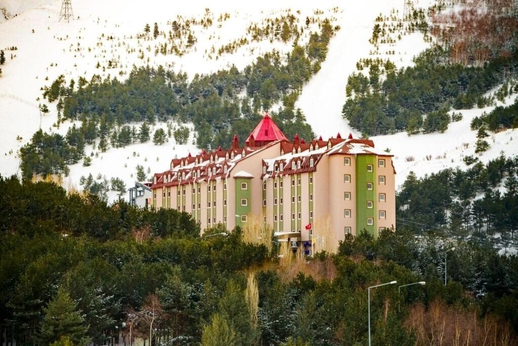 Отель Palan Ski & Convention Resort Hotel (ex. Palan Hotel) 4*