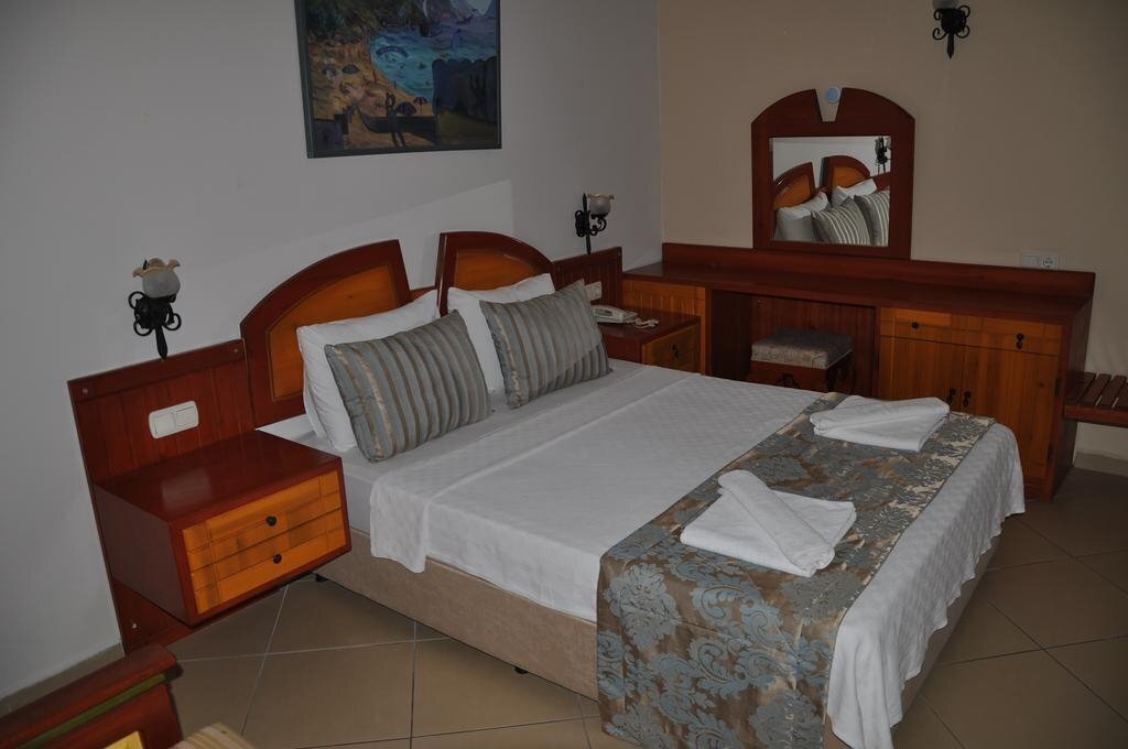 Фотография Bellevue Hotel Fethiye 3*