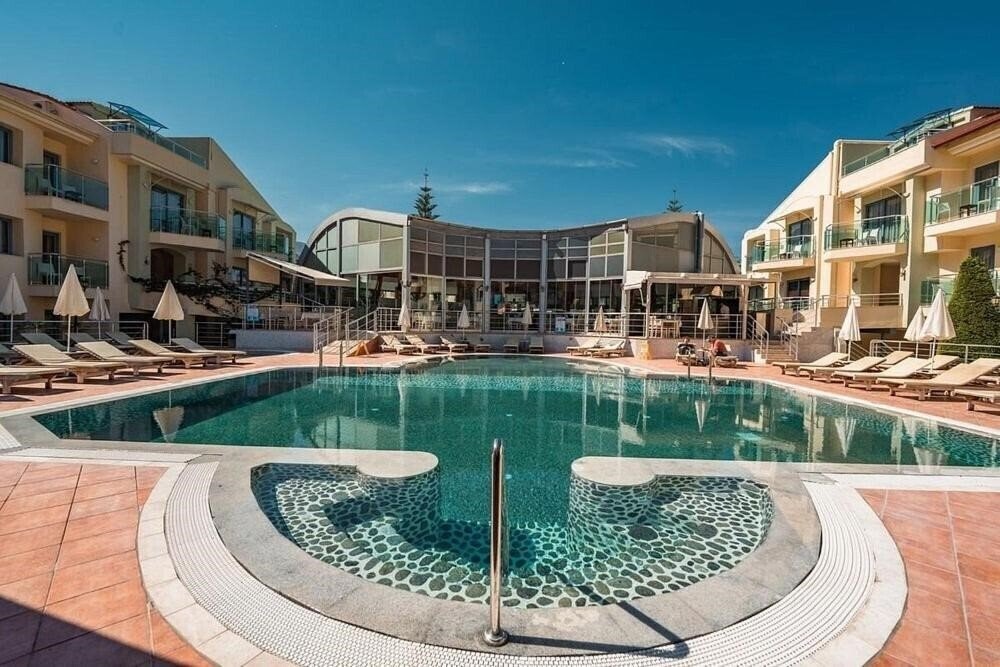 Отель Belcehan Deluxe Hotel 3*