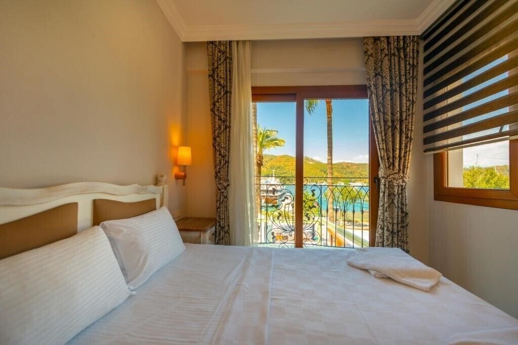 Фото Cennet Life Hotel 3*