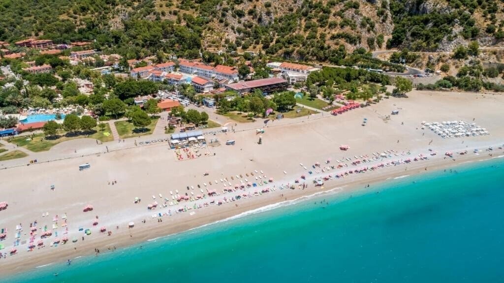 Фотография Belcekum Beach Hotel 4*