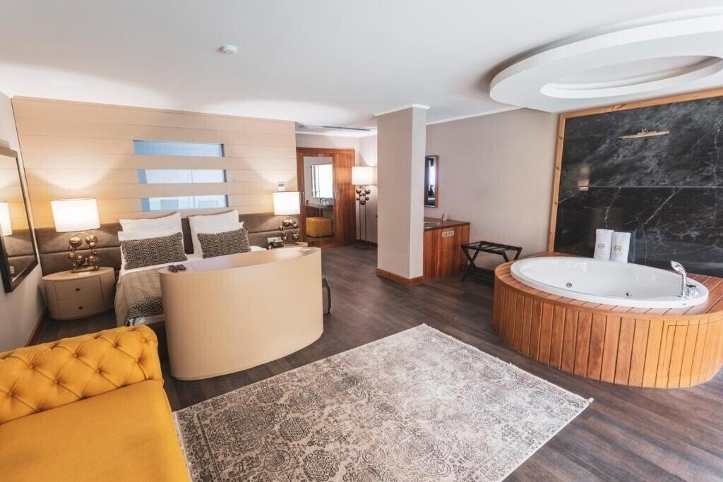 Изображение Orka Cove Hotel Penthouse & Suites 4*