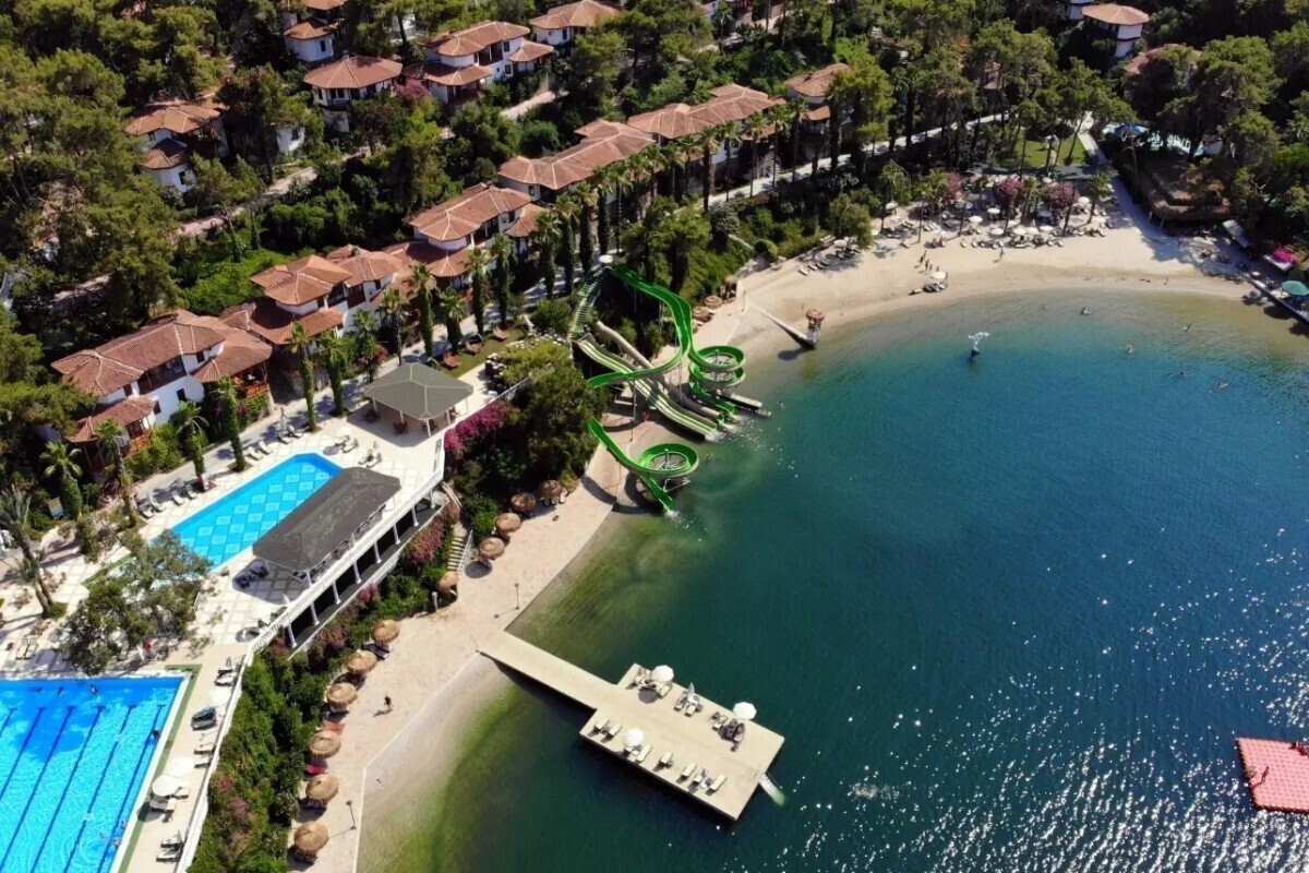 Отель Club & Hotel Letoonia 5*