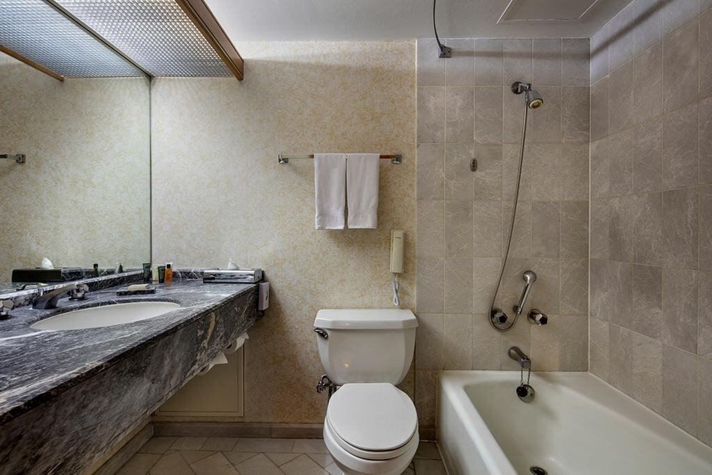Отель Hilton Izmir 5*