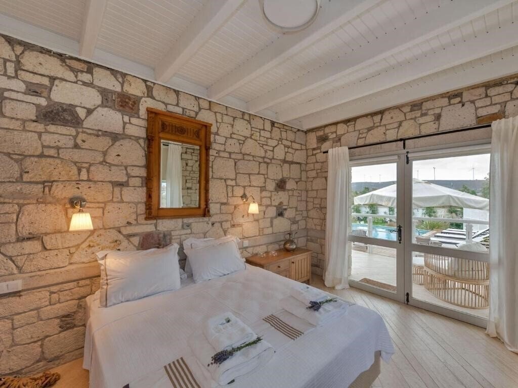 Фото Ev Bharat 3*