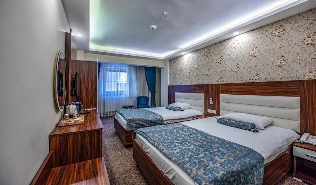 Фотография Izmir Madi Otel 4*