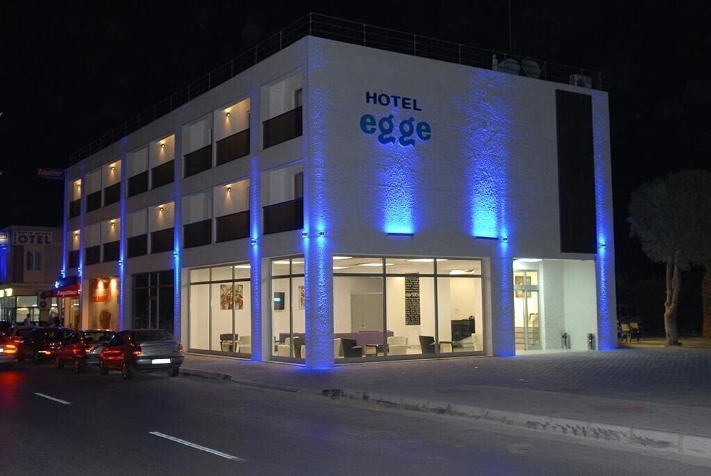 Отель Egge Hotel 3*