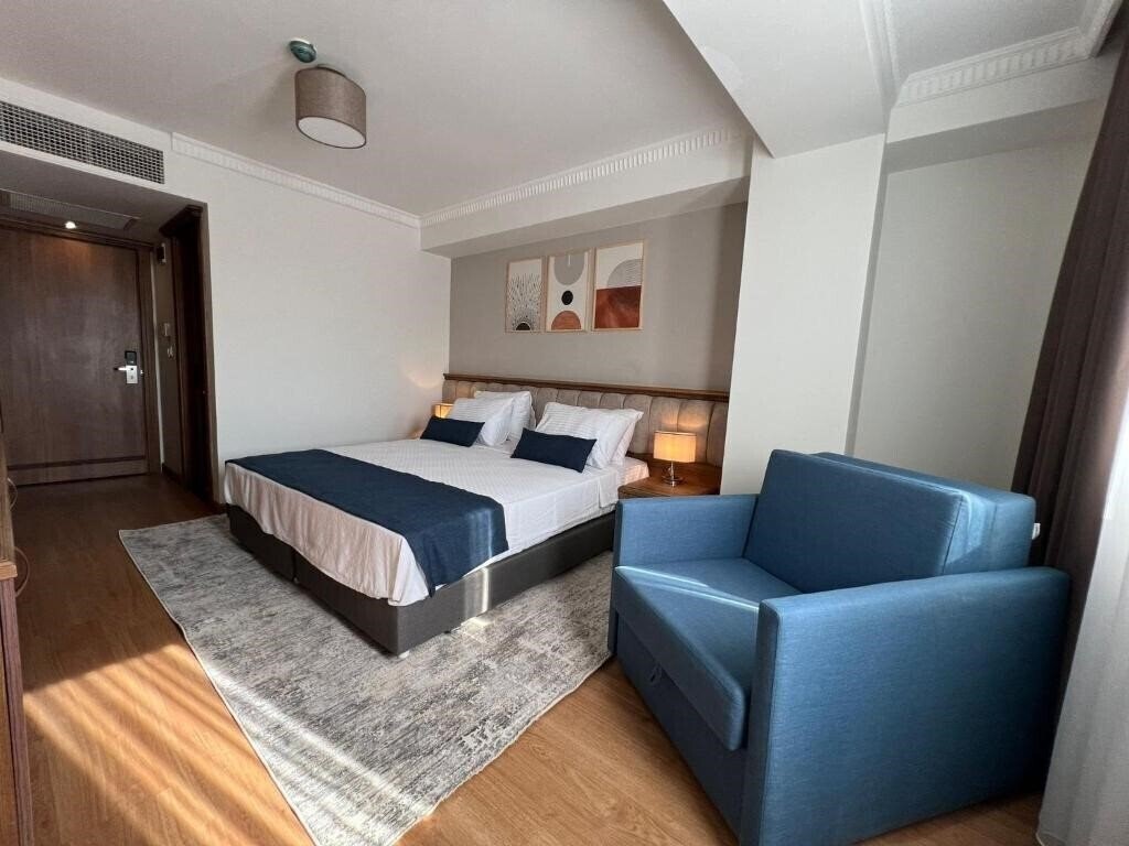 Изображение Istanblu Hotel Izmir (ex. Istanblue Hotel & SPA) 4*