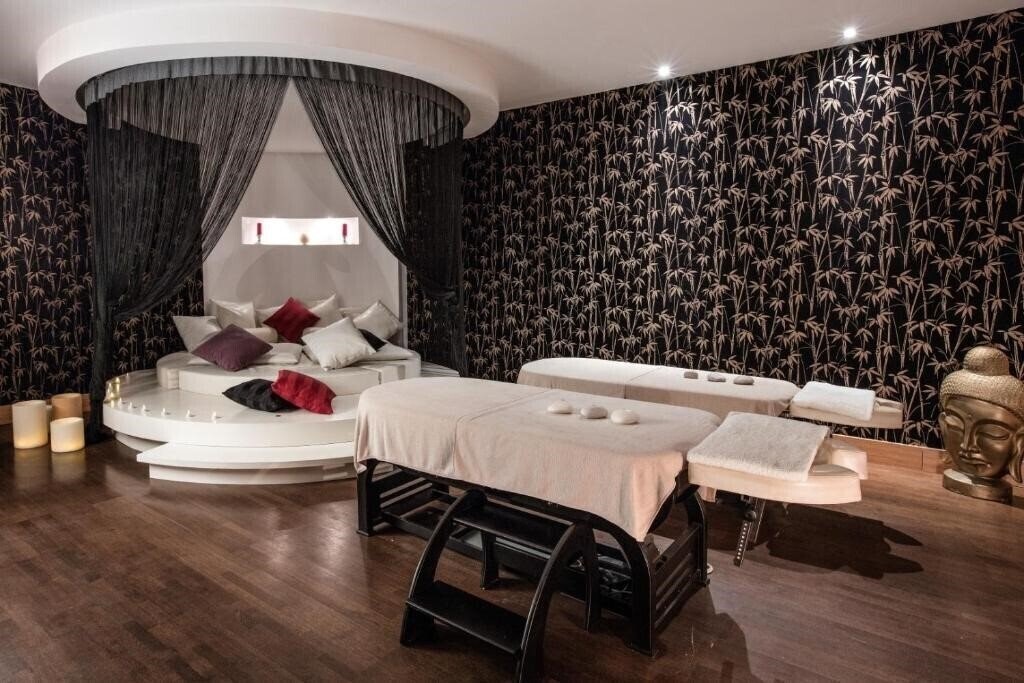 Фотография Aria Claros Beach & SPA Resort (ex. Onyria Claros Beach Spa & Resort) 5*