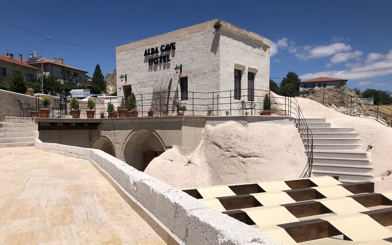 Отель Alba Cave Hotel 3*