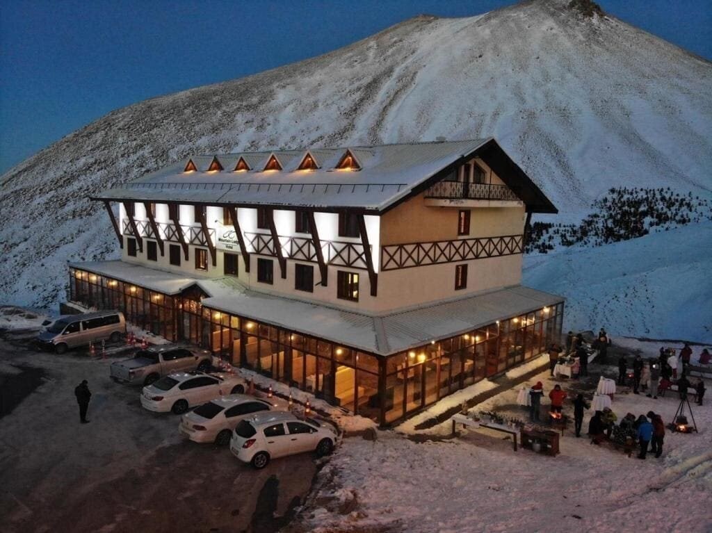 Отель X-Mountain Lodge Erciyes Hotel 3*